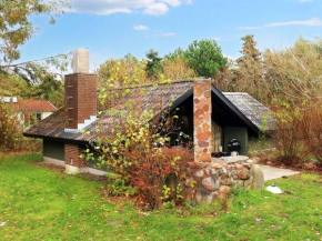 Three-Bedroom Holiday home in Rødby 28, Kramnitse